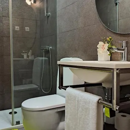 Casa Da Praca بيت ضيافة ميراندا دو دورو