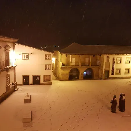 بيت ضيافة Casa Da Praca 4*