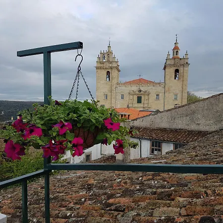 بيت ضيافة Casa Da Praca 4*