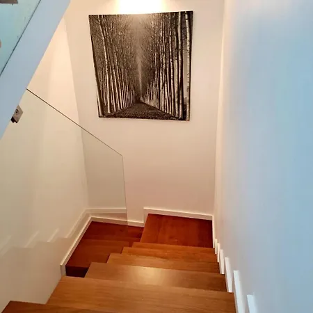 Casa Da Praca بيت ضيافة 4*