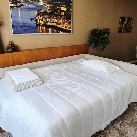 Casa Da Praca بيت ضيافة ميراندا دو دورو