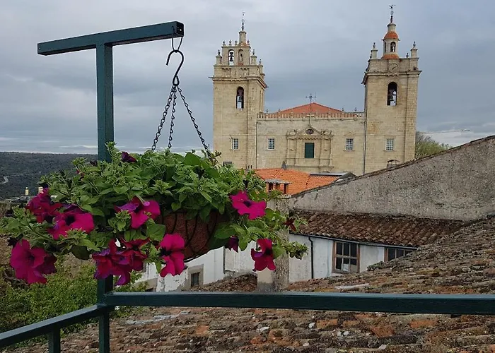 Гостевой дом Casa Da Praca 4*